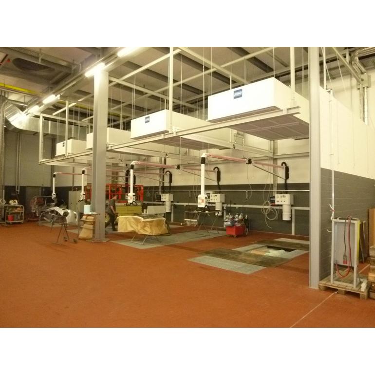 Dust extraction system for bodywork preparation area 